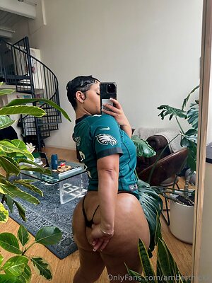amberthickk Nude Leaked Photo #5