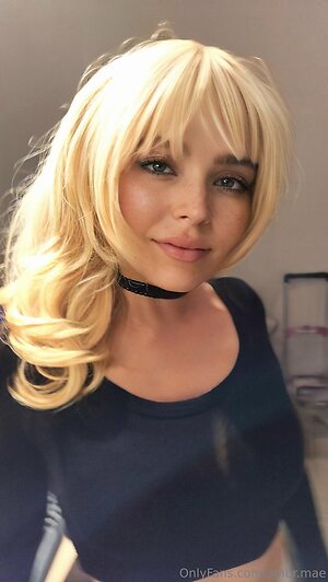 ambr mae Nude Leaked Photo #32