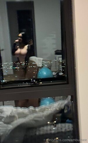 amburnee Nude Leaked Photo #12