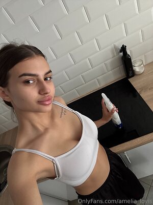 amelia lovis Nude Leaked Photo #18