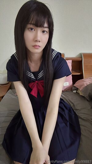 amily99887 Nude Leaked Photo #10