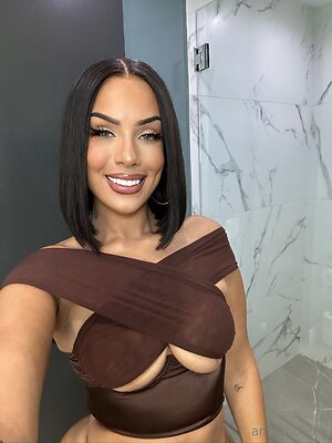 amirahdyme Nude Leaked Photo #22