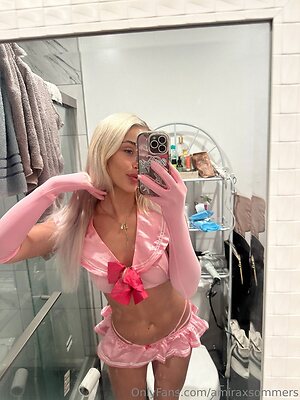 amiraxsommers Nude Leaked Photo #18