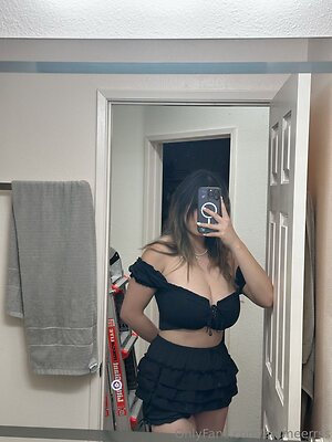 ammeerrss Nude Leaked Photo #10