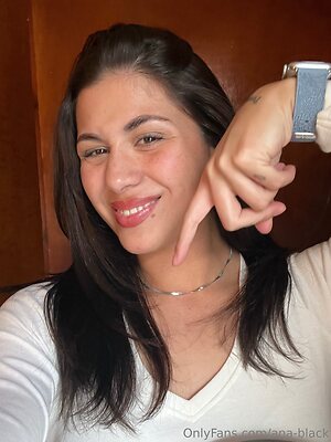 ana-black Nude Leaked Photo #8