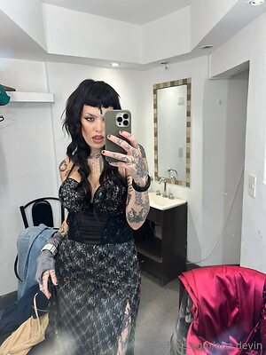 ana devin tv Nude Leaked Photo #5