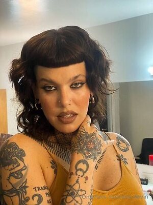 ana devin tv Nude Leaked Photo #30