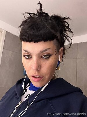 ana devin tv Nude Leaked Photo #42