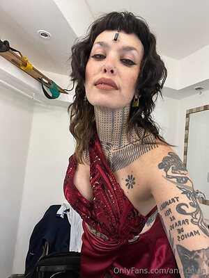 ana devin tv Nude Leaked Photo #47