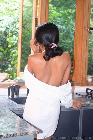 ananya jhanvi Nude Leaked Photo #10