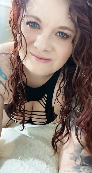 anarra Nude Leaked Photo #24