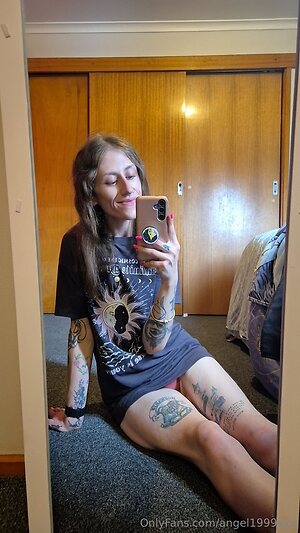 angel1999xxx Nude Leaked Photo #18