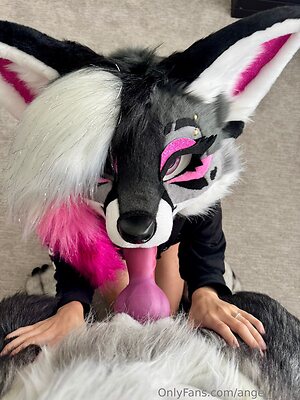 angel pups Nude Leaked Photo #5