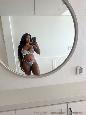 angela henderson Nude Leaked Photo #14
