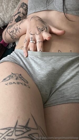 angelmoonbloop Nude Leaked Photo #7