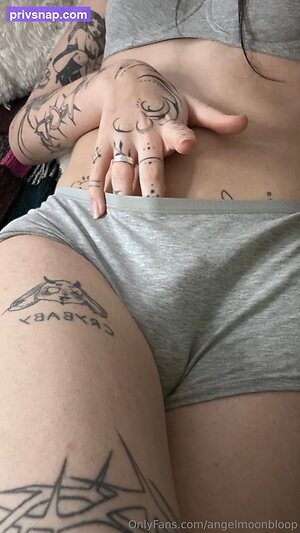 angelmoonbloop Nude Leaked Photo #26