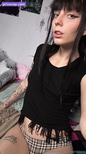 angelmoonbloop Nude Leaked Photo #30