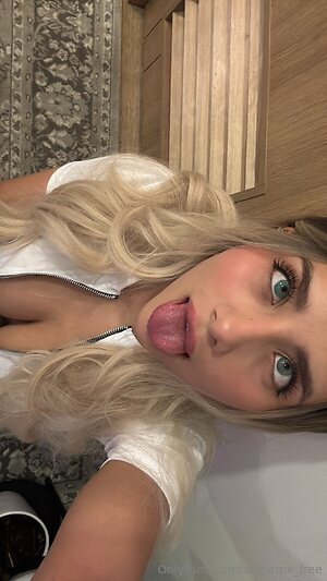 angiemx free Nude Leaked Photo #3