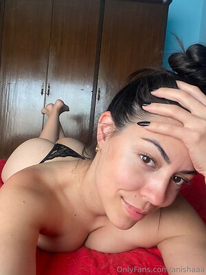 anishaaa Nude Leaked Photo #7