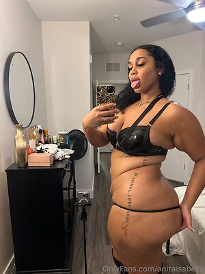 anitaisabella Nude Leaked Photo #17