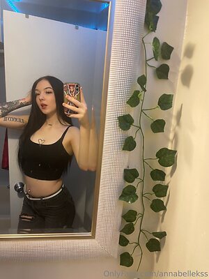 annabellekss Nude Leaked Photo #2