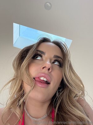 annaclairecloudsfree Nude Leaked Photo #70