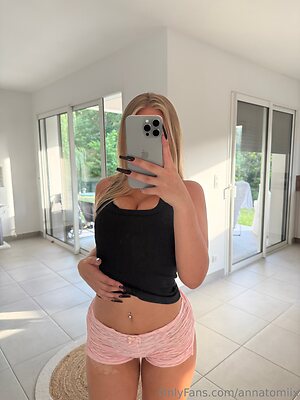 annatomiix Nude Leaked Photo #6