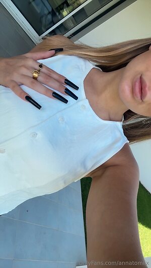annatomiix Nude Leaked Photo #21