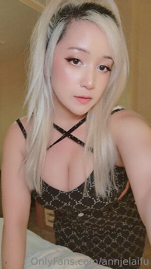 annjelaifu Nude Leaked Photo #2