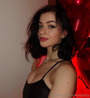 annyolsy Nude Leaked Photo #38
