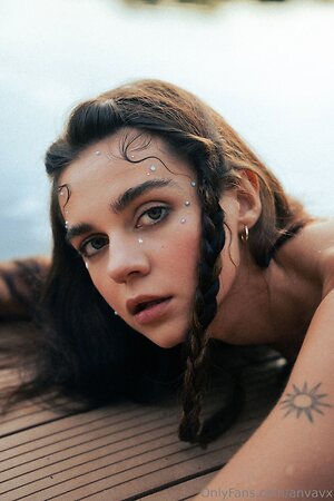 anvavx Nude Leaked Photo #17