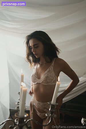 anvavx Nude Leaked Photo #27