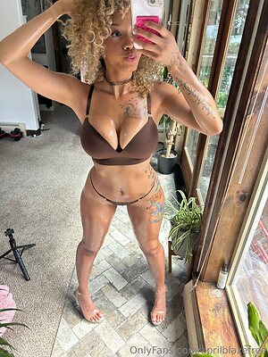 aprilblazefree Nude Leaked Photo #19