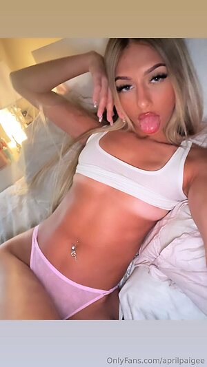 aprilpaigee Nude Leaked Photo #16
