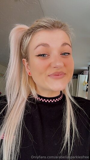 arabellasparklesfree Nude Leaked Photo #16