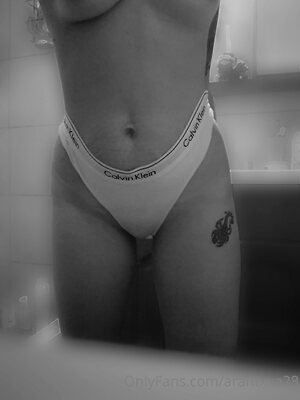 arantxxa28 Nude Leaked Photo #2