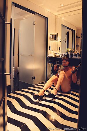 ararityfree Nude Leaked Photo #15