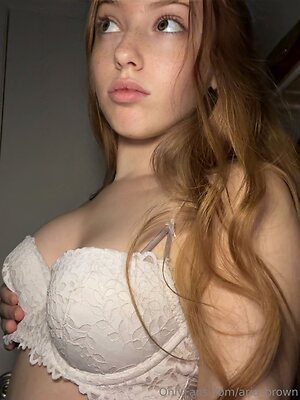 aria brown Nude Leaked Photo #13