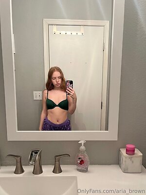 aria brown Nude Leaked Photo #18