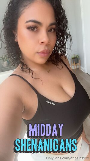 ariasinsxxx Nude Leaked Photo #16