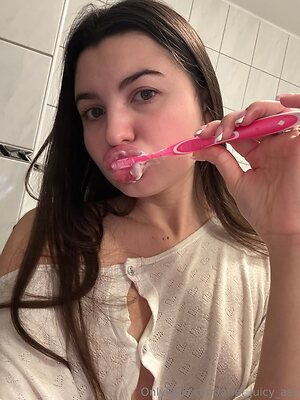 ariel juicy ass Nude Leaked Photo #12
