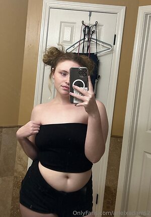 arielxadams2 Nude Leaked Photo #5