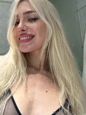 arioftv Nude Leaked Photo #33