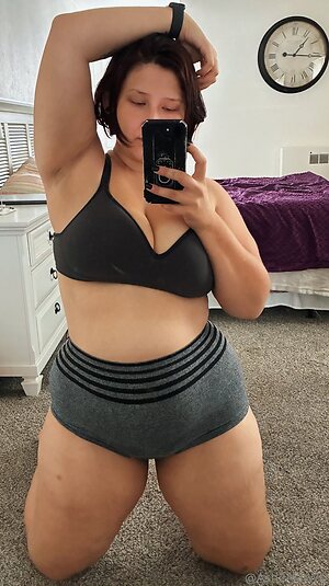 ash2ashwu free Nude Leaked Photo #17