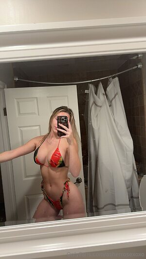 asherrosexoxo Nude Leaked Photo #7