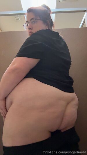 ashgarlandd Nude Leaked Photo #15