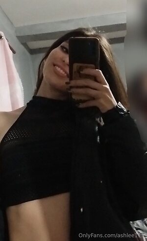 ashlee115 Nude Leaked Photo #2