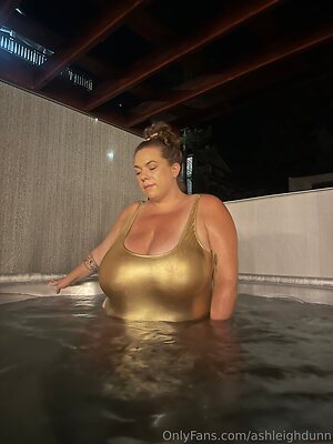 ashleighdunn Nude Leaked Photo #17
