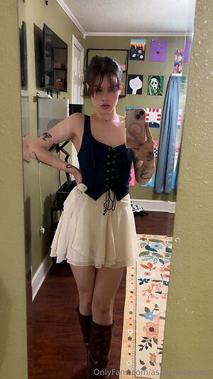 ashleyadamsss Nude Leaked Photo #13