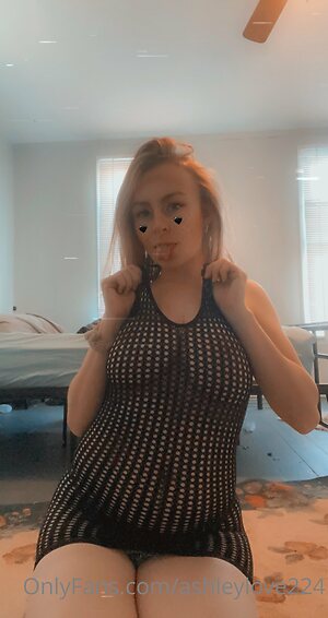 ashleylove224 Nude Leaked Photo #8